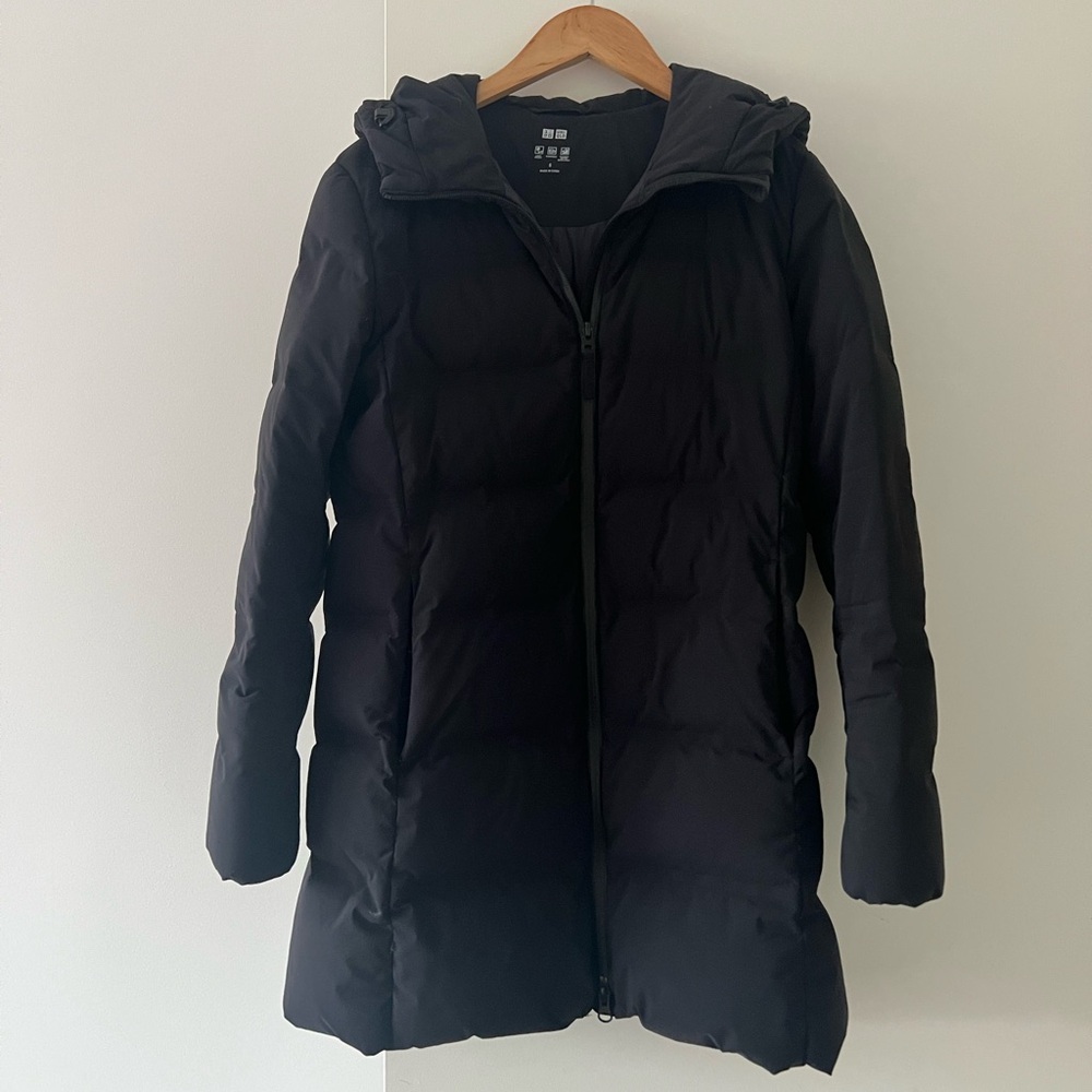 UNIQLO Women Black Down Jacket